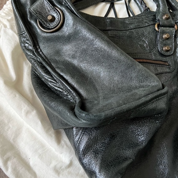 Additional Photos Video Balenciaga City Bag - Picture 12 of 17